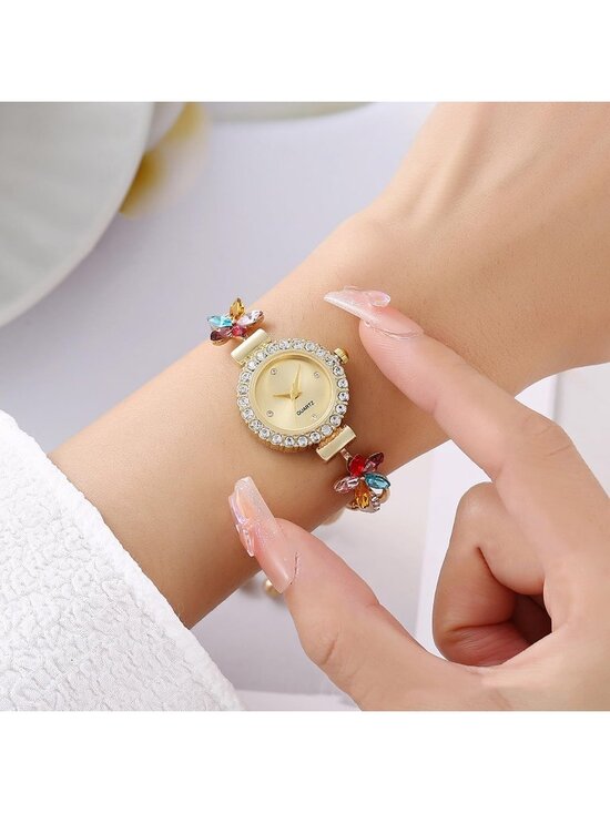 Women\'s Pink Analog Quartz Light Simple Floral Bracelet Diamond Luxury Watch